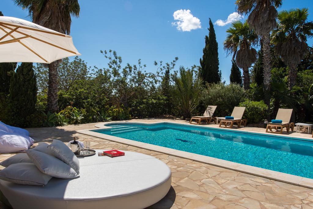 Mercedes Villa San José